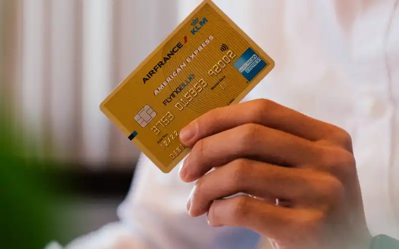 Amex offers $50 'creditback' for cardholders who shop small