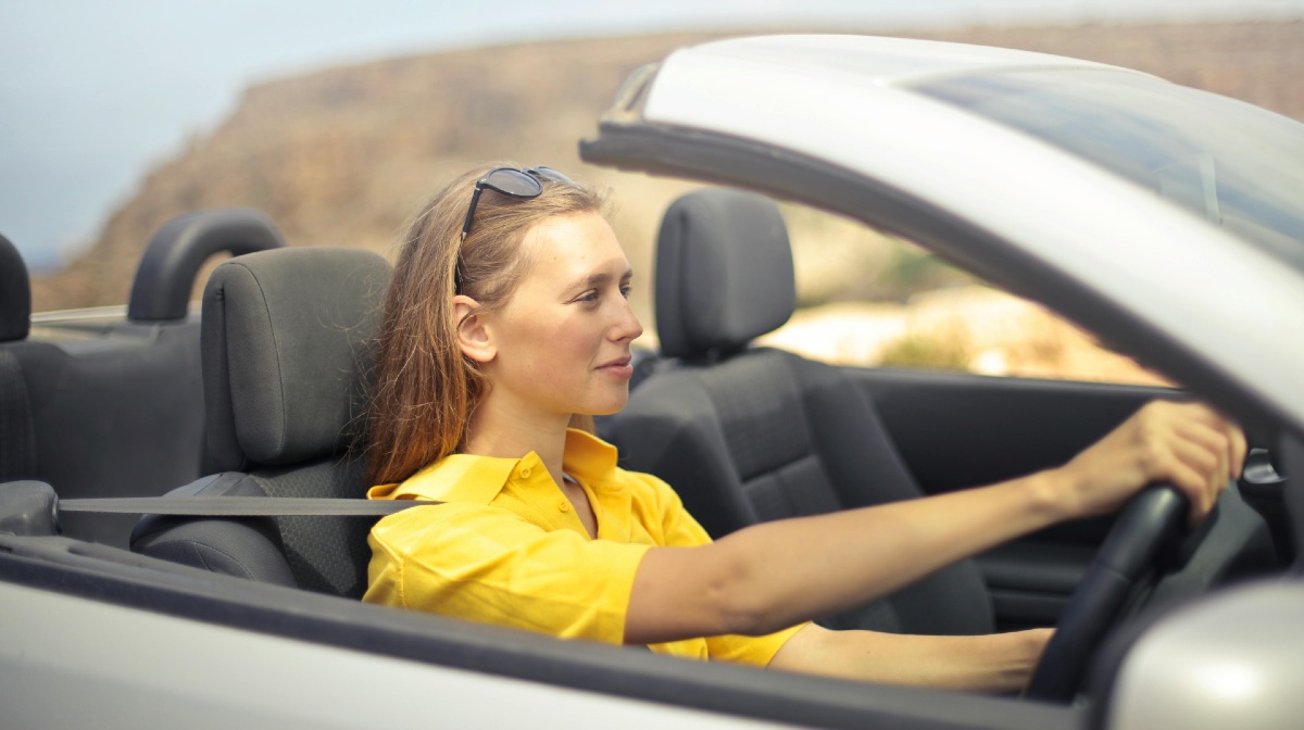 Pros and cons of rent-to-own cars