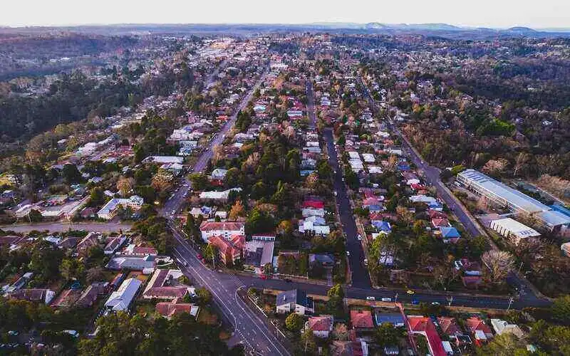 Around 1 in 14 Aussies on mortgage life support as interest rate rises bite
