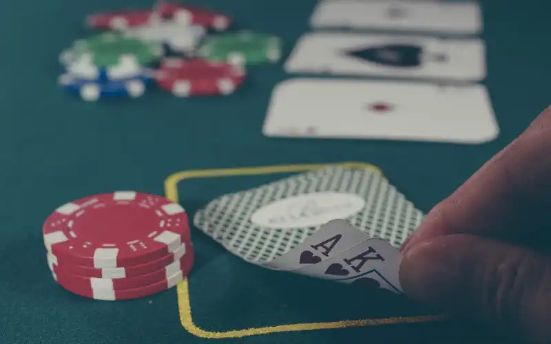 Australians gambling less