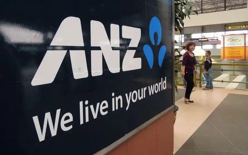 ANZ slashes variable rates, Breakfree package gone