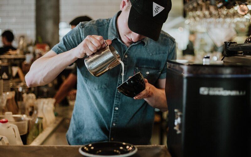 What's happening to the minimum wage in 2021?