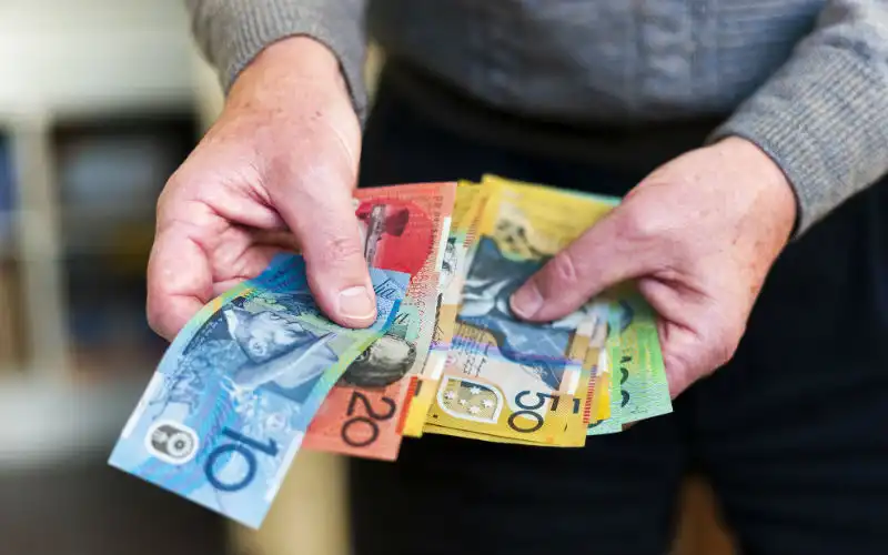 COVID-19 impacted Australians could receive $3,000 towards rent and bills