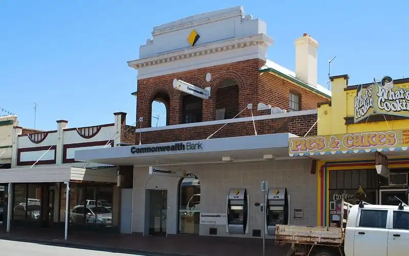 Commonwealth Bank makes sweeping home loan rate cuts by up to 50 basis points