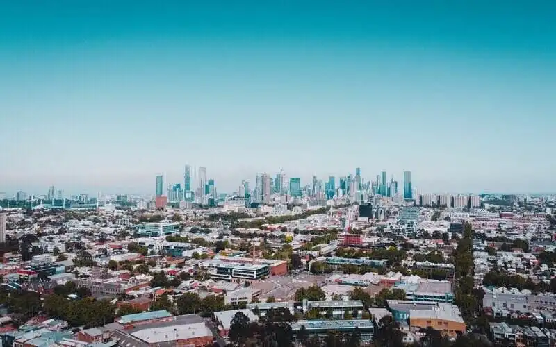 Victorians eating into their emergency funds and savings to afford rising cost of living