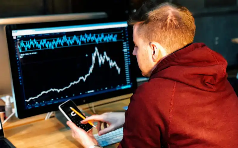 Where is it best to save up: Savings Accounts vs ETFs vs Managed Funds?