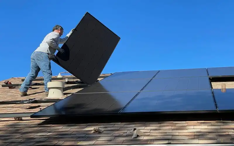 Record year for solar installations as Australian homeowners lap up the sun