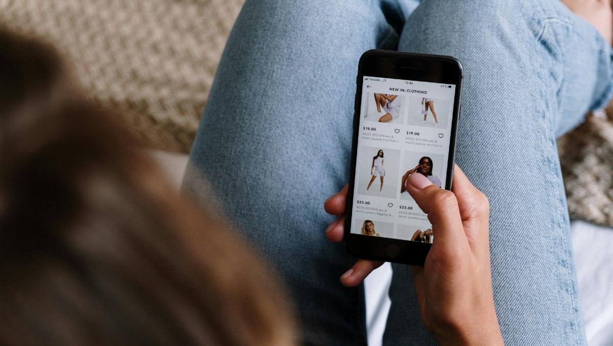 EOFY sales drive online spending spree