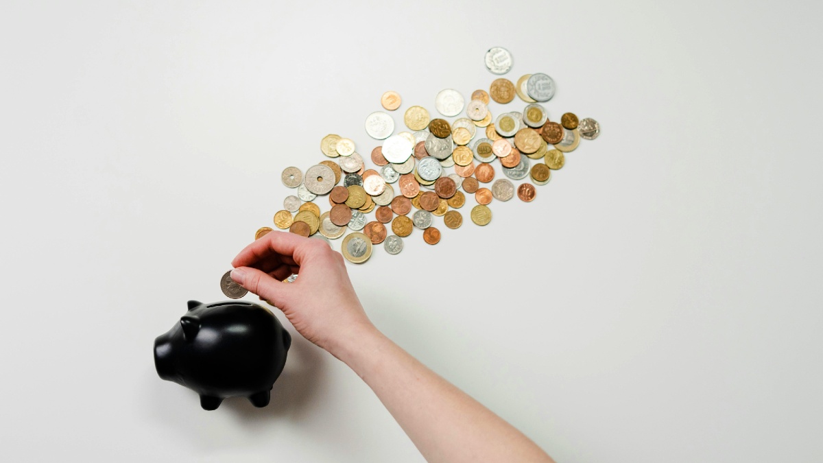 RBA hold stokes more term deposit rate drops