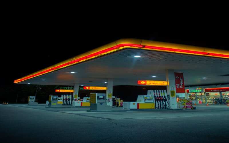 Petrol prices drop for first time since 2020