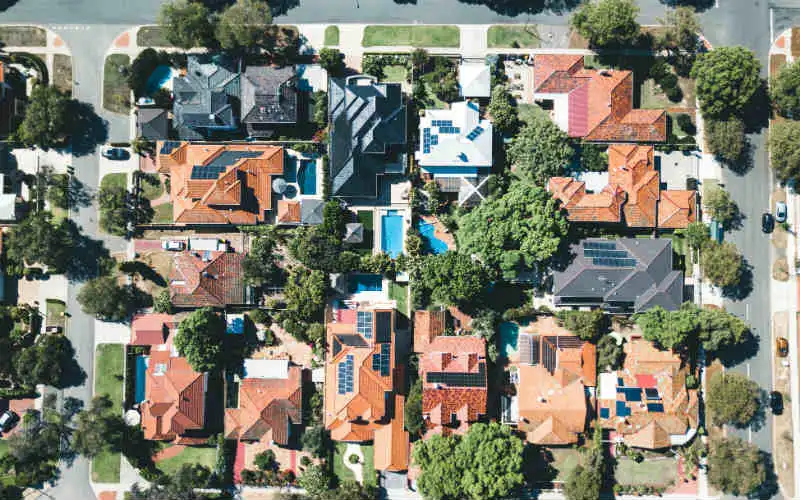 More gain, less pain for Australian property market as more properties sell for a profit