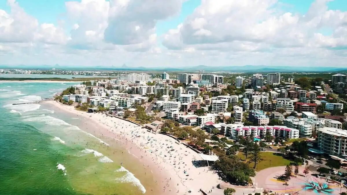 City-dwellers flock to regional Queensland, where house prices are soaring