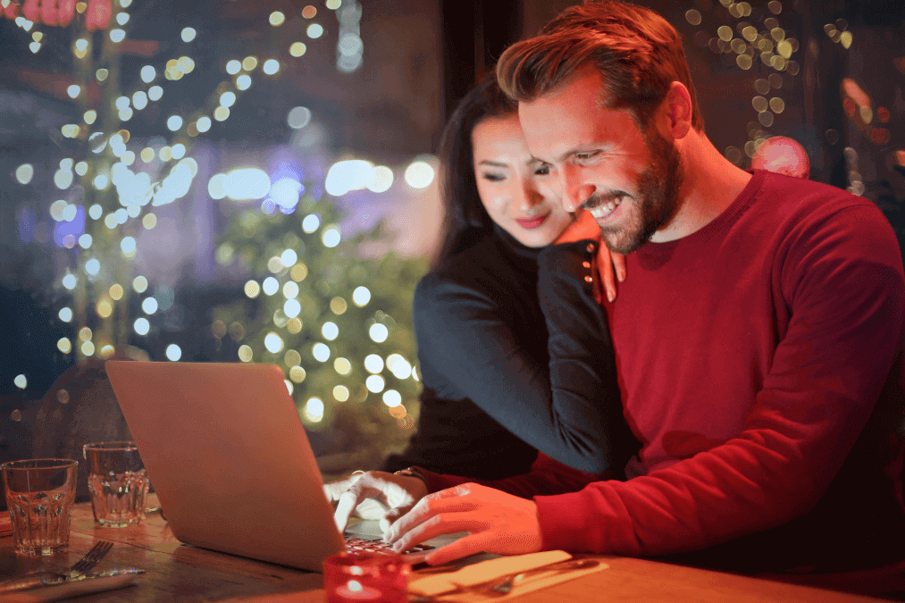 Holiday deals drive overspending for 40% of Aussies