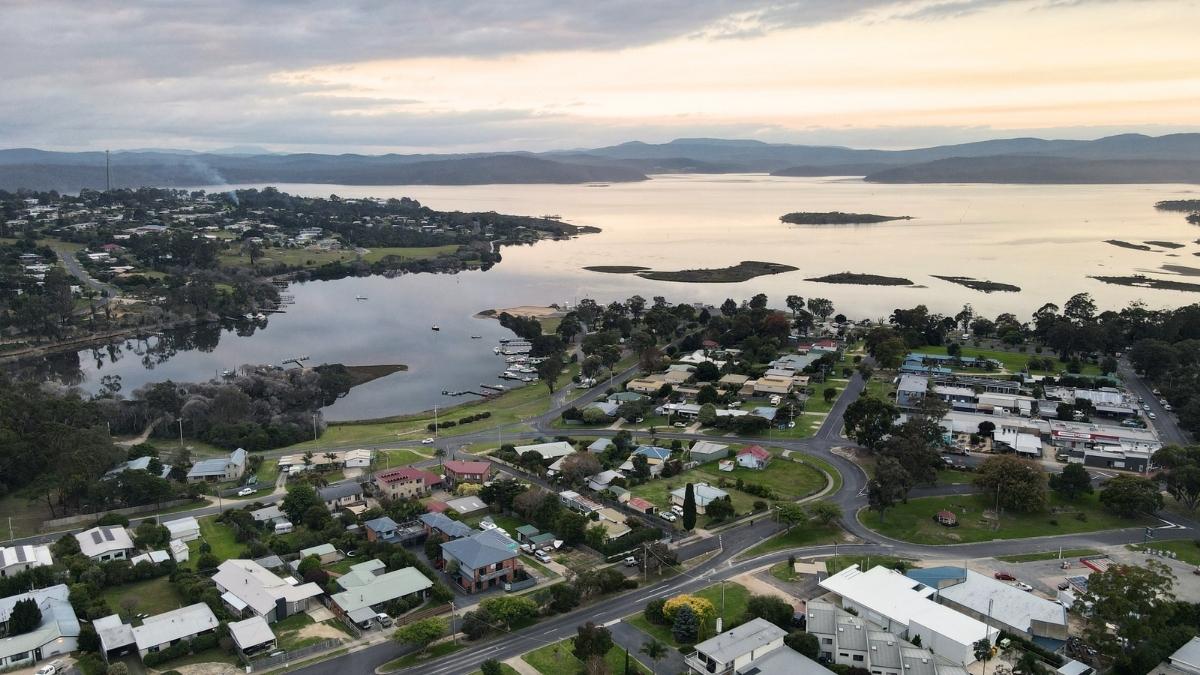 Mortgage stress surges at triple last year's pace as regional borrowers feel the pinch