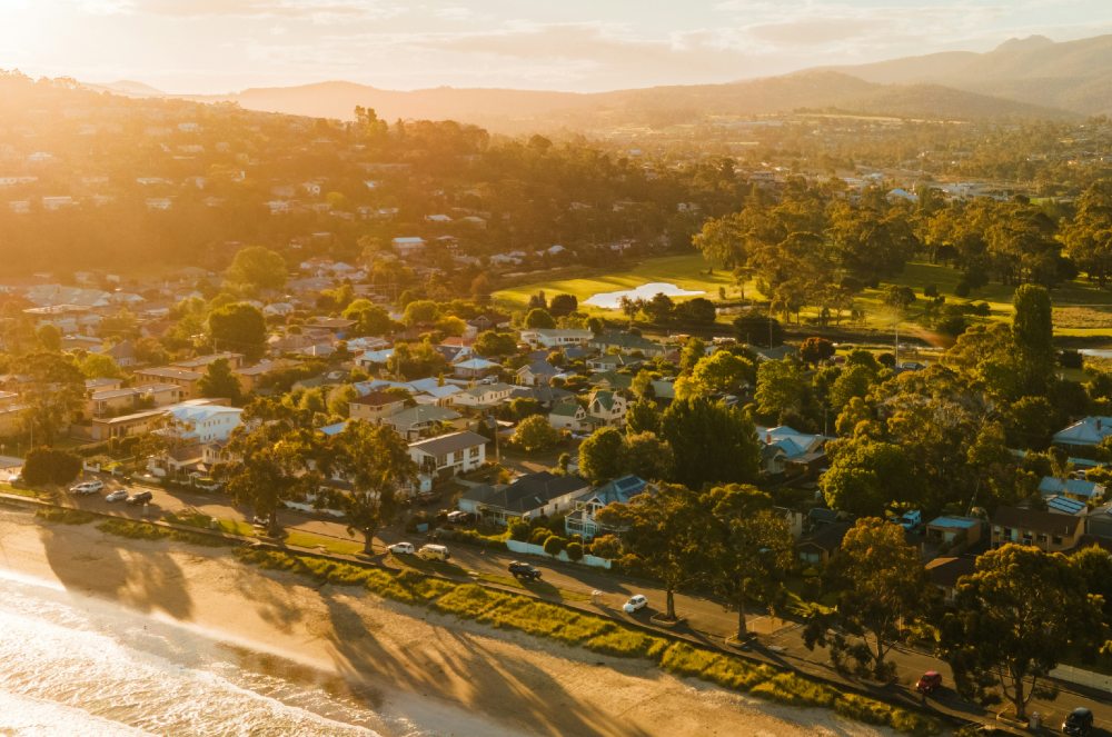 Kingston-tasmania-josie-brown-unsplash.jpg