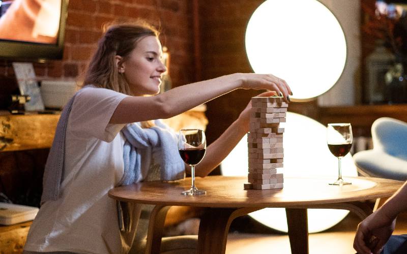 millennials save money