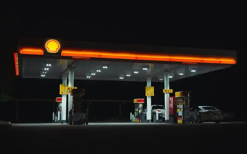 Negative oil futures: How low will petrol prices go?